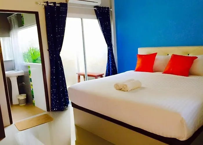 รีสอร์ท บ้านไร่แสงเดือน บ้านคา